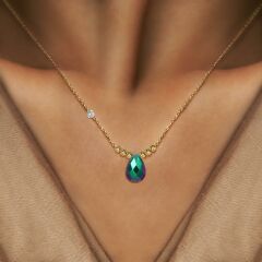 Pirlanta 14 Ayar Altin Dorikalı Rainbow Zumrut Renkli Damla Taşlı Kolye