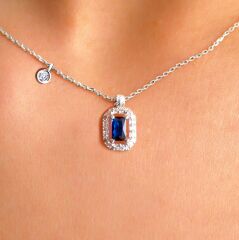 Pırlanta Tohumlu 14 Ayar Altın Safir Rengi Baget Kolye Ucu