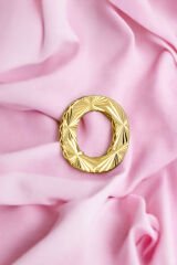 Pırlanta 14 Ayar Altın Kalemli Ö Harfi Kolye